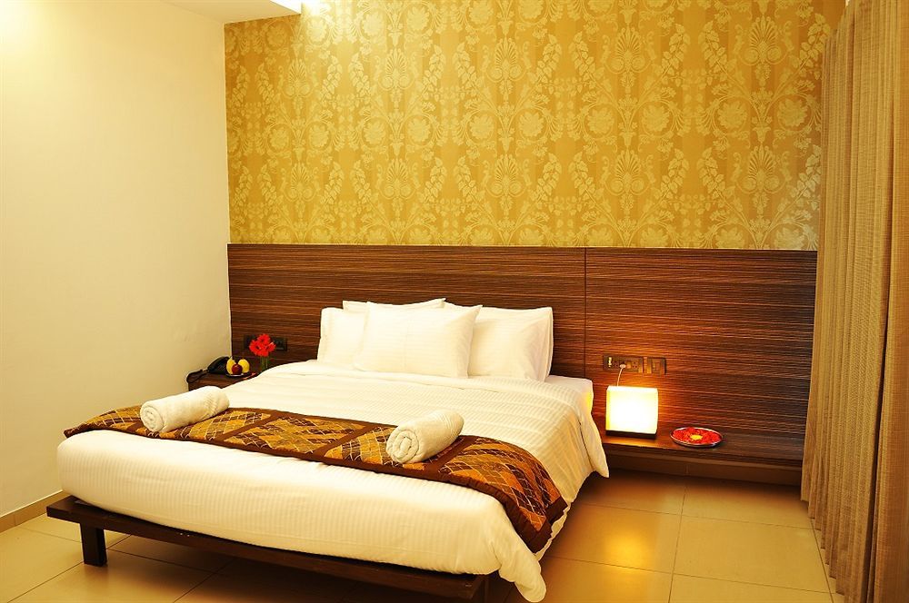 Hotel The Palazzo Hyderabad Esterno foto